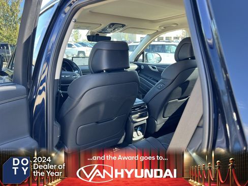 Used 2024 Genesis GV80 3.5T image 17