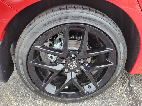 Certified 2025 Honda Civic Sport image 5