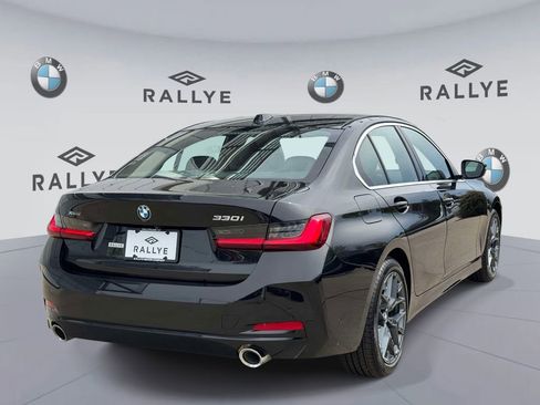 Certified 2025 BMW 330i xDrive Sedan w/ Premium Package AWD/4WD image 5