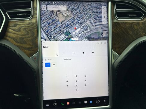 Used 2017 Tesla Model S 75D AWD/4WD image 24