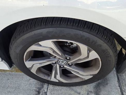 Used 2018 Honda Accord EX-L image 5