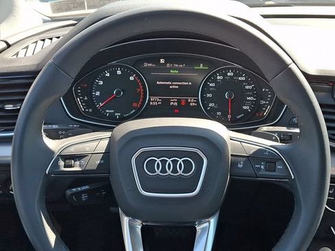 Used 2024 Audi Q5 2.0T Premium w/ Convenience Package AWD/4WD image 19