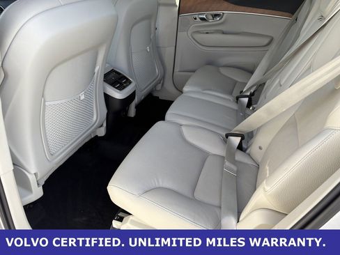 Certified 2022 Volvo XC90 T6 Momentum w/ Advanced Package image 33