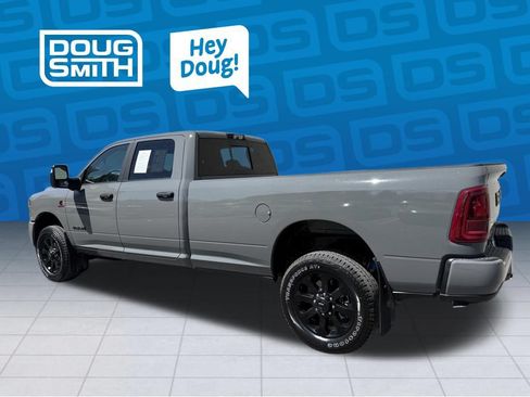 Used 2026 RAM 3500 Big Horn AWD/4WD image 3