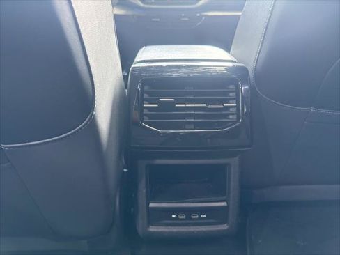 Used 2023 Volkswagen ID.4 Pro S RWD image 23