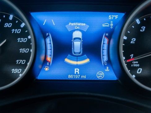 Used 2018 Maserati Levante S GranSport image 39