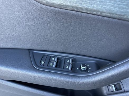 Used 2018 Audi A4 2.0T Ultra Premium w/ Convenience Package image 25