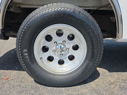 Used 2001 Ford F150 XL image 11