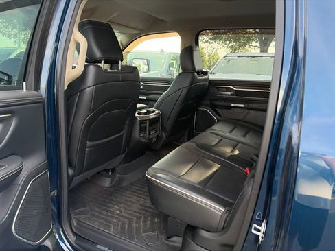 Used 2020 RAM 1500 Laramie AWD/4WD image 5