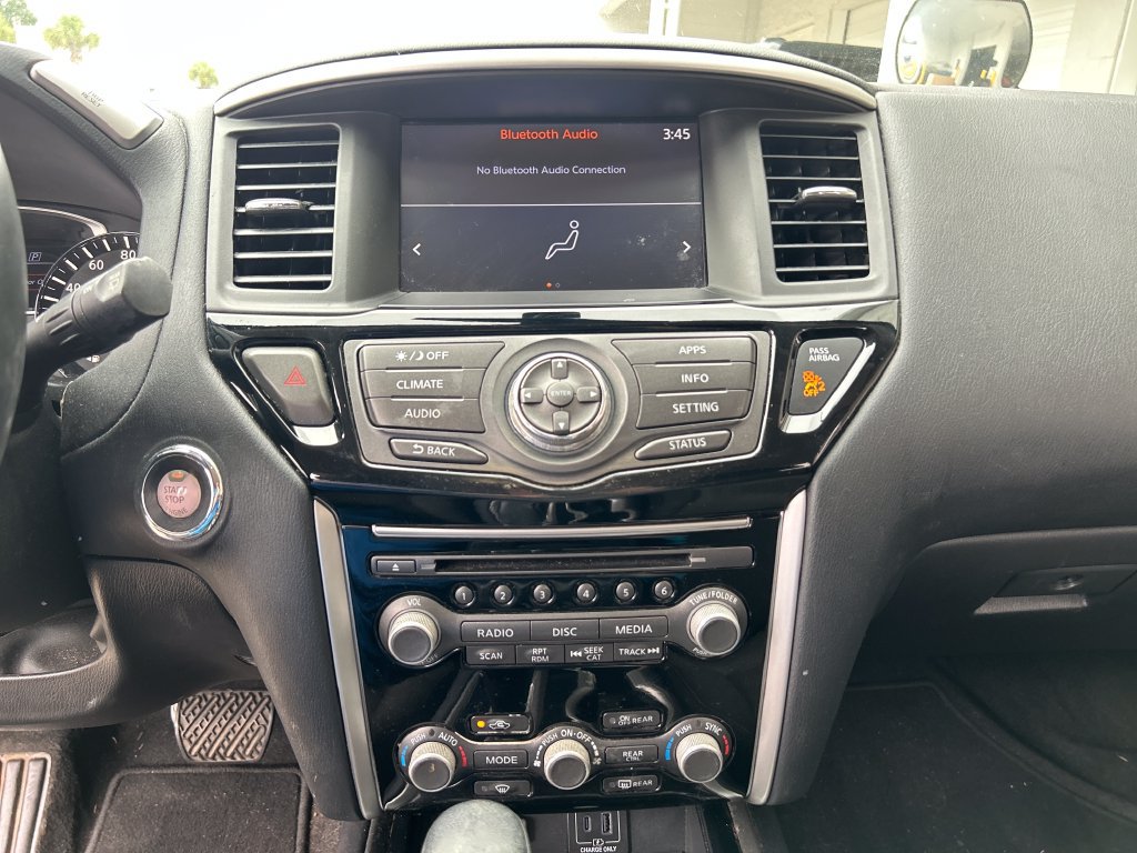 Used 2020 Nissan Pathfinder SV AWD/4WD image 15