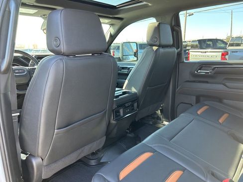 Used 2024 GMC Sierra 2500 AT4 w/ AT4 Premium Plus Package AWD/4WD image 53