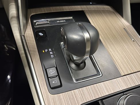 Used 2024 MAZDA CX-90 Plug-In Hybrid w/ Premium Plus AWD/4WD image 19