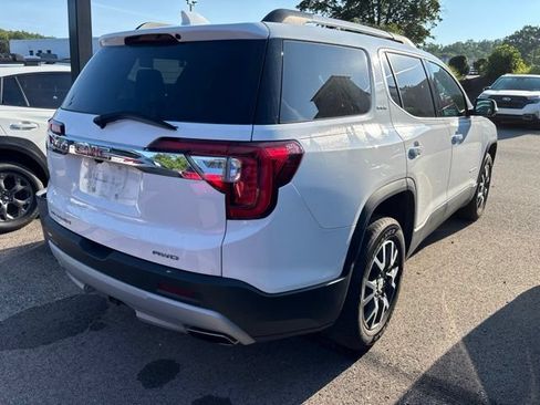 Used 2023 GMC Acadia SLE w/ Driver Convenience Package AWD/4WD image 2