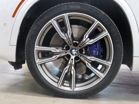 Used 2022 BMW X5 M50i w/ Executive Package AWD/4WD image 28
