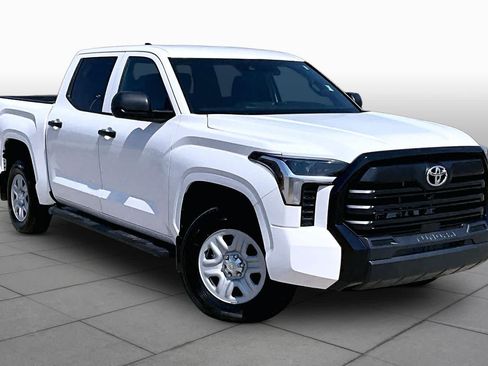 Used 2026 Toyota Tundra SR AWD/4WD image 3