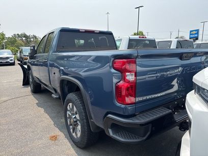 New 2025 Chevrolet Silverado 2500 Custom w/ Custom Value Package