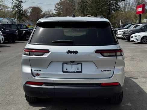 Used 2024 Jeep Grand Cherokee L Limited w/ Luxury Tech Group II AWD/4WD image 5