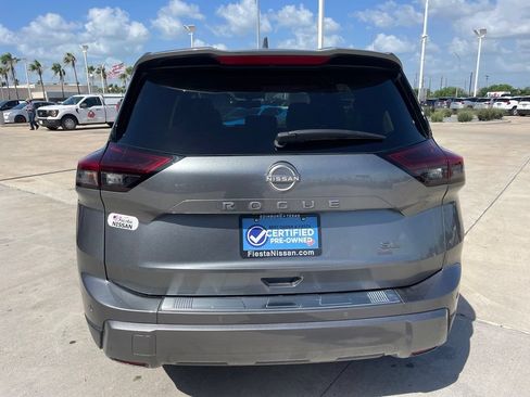 Certified 2024 Nissan Rogue SL FWD image 6