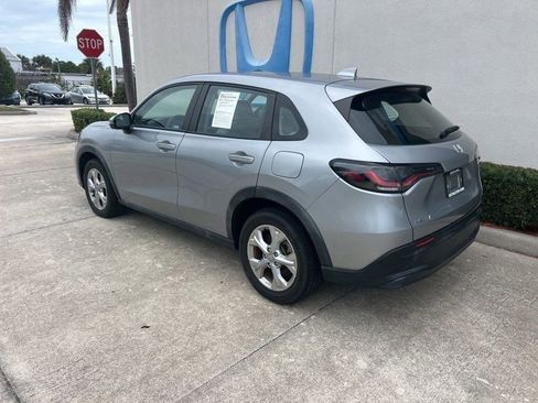 Used 2023 Honda HR-V LX image 6