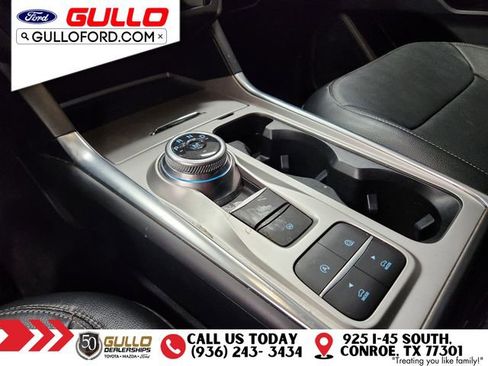 Used 2020 Ford Explorer Limited image 28