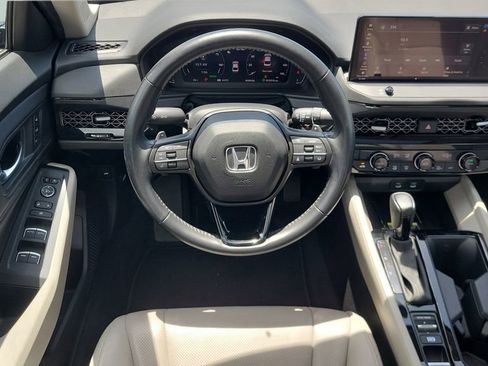Used 2025 Honda Accord EX-L image 12