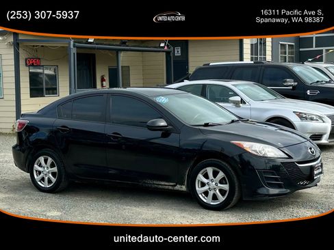 Used 2010 MAZDA MAZDA3 i Touring image 3