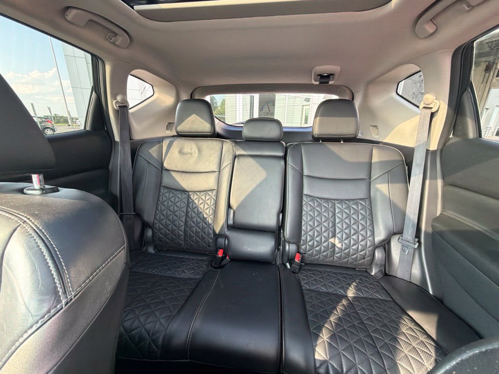 Used 2019 Nissan Murano Platinum w/ Cargo Package FWD image 31