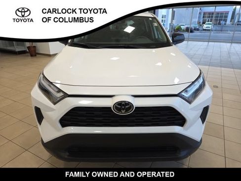Used 2024 Toyota RAV4 LE FWD image 5