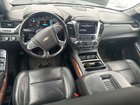 Used 2018 Chevrolet Suburban Premier image 11