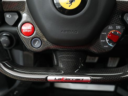 Used 2014 Ferrari LaFerrari image 37
