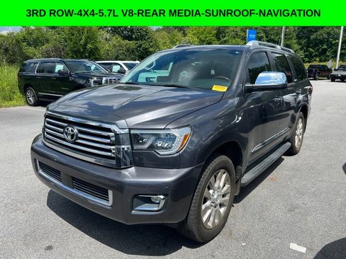 Used 2022 Toyota Sequoia Platinum AWD/4WD image 1