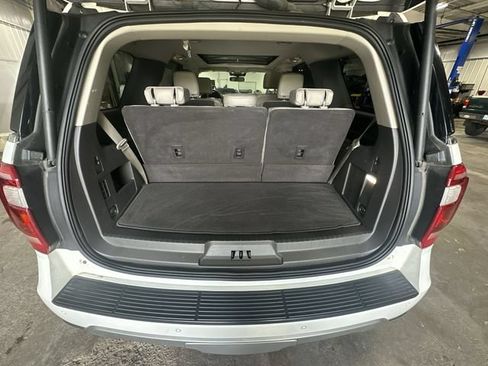 Used 2021 Ford Expedition XLT AWD/4WD image 26