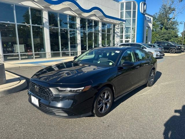 Certified 2023 Honda Accord EX image 4