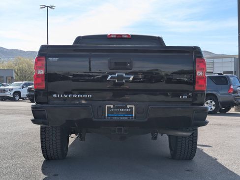 Used 2019 Chevrolet Silverado 1500 Custom w/ Custom Convenience Package image 5