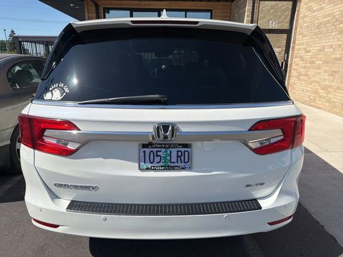 Used 2019 Honda Odyssey Elite image 4