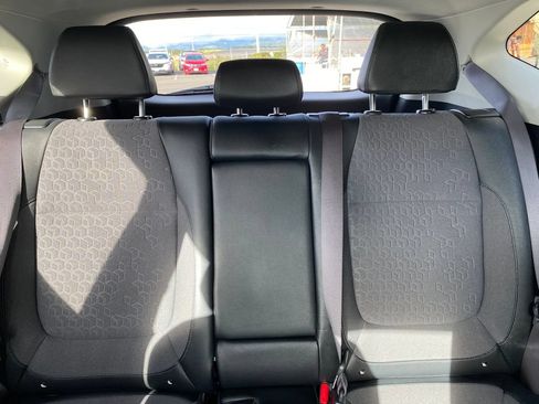 Used 2024 Kia Seltos S AWD/4WD image 18