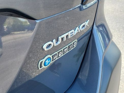 Used 2024 Subaru Outback Limited AWD/4WD image 6