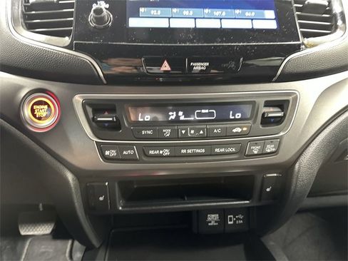 Used 2022 Honda Pilot Sport image 35