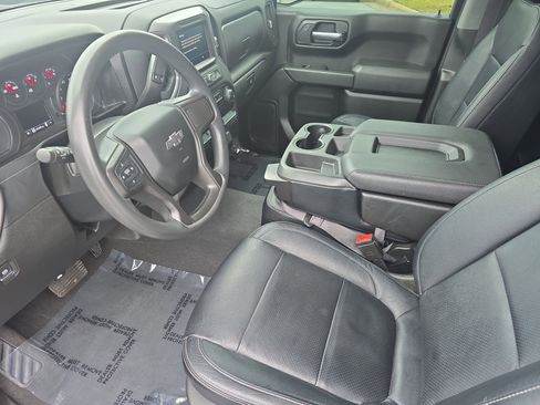 Used 2021 Chevrolet Silverado 1500 Custom Trail Boss AWD/4WD image 16
