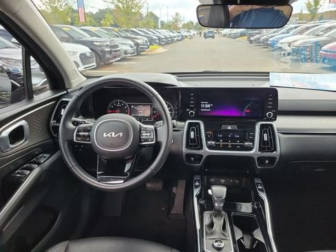 Certified 2022 Kia Sorento SX AWD/4WD image 7