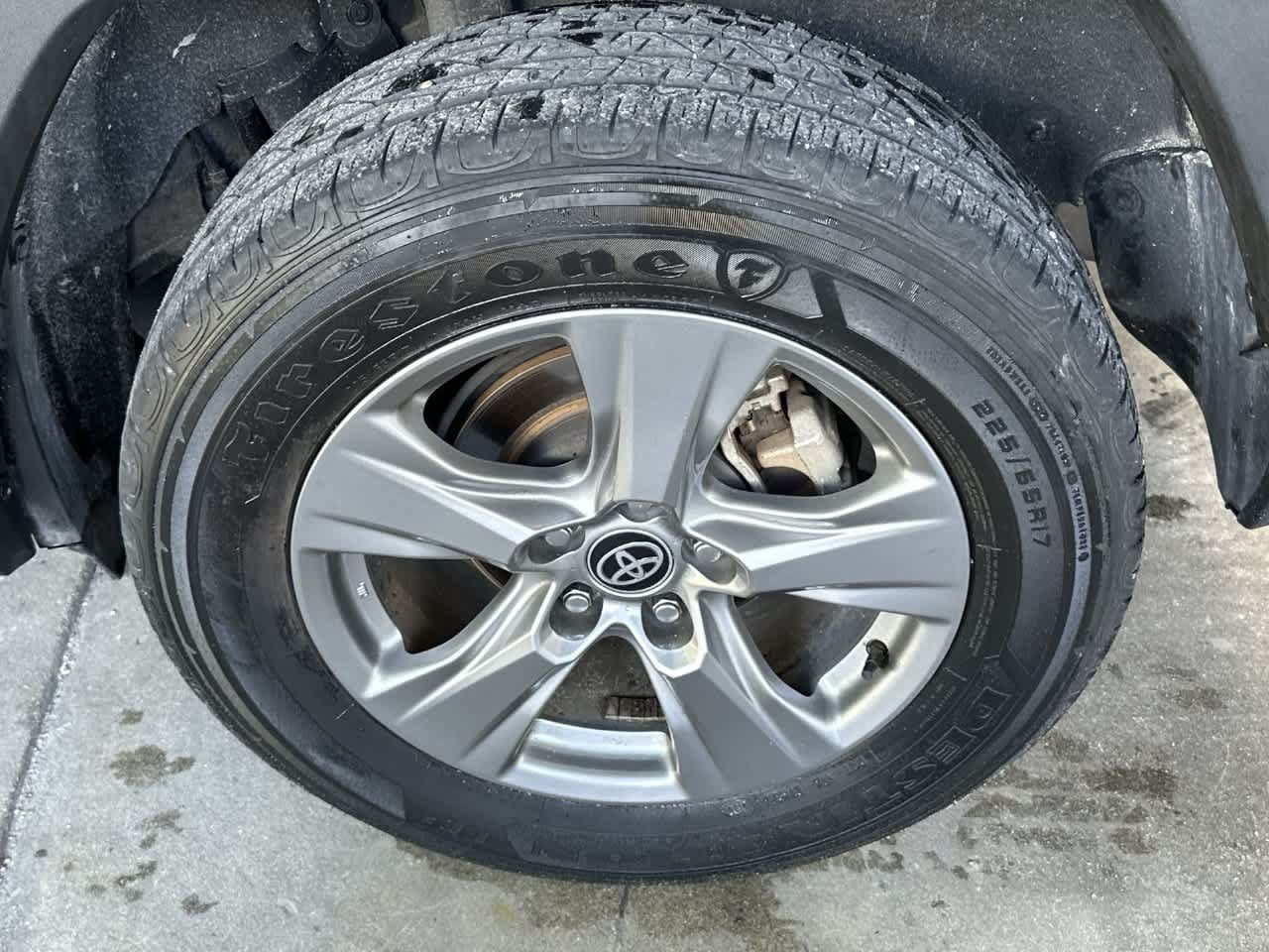 Used 2024 Toyota RAV4 XLE FWD image 11
