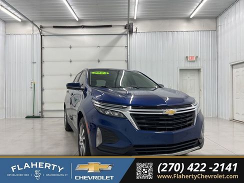 Used 2023 Chevrolet Equinox LT image 1