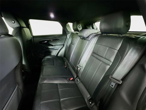 Used 2020 Land Rover Range Rover Evoque SE image 29