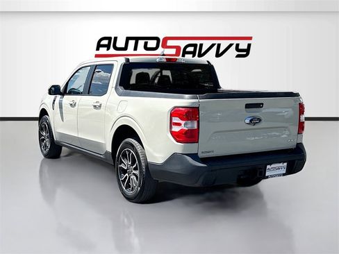 Used 2024 Ford Maverick Lariat image 5