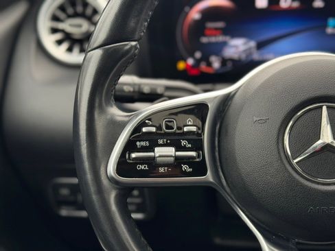 Used 2023 Mercedes-Benz GLA 250 4MATIC image 46