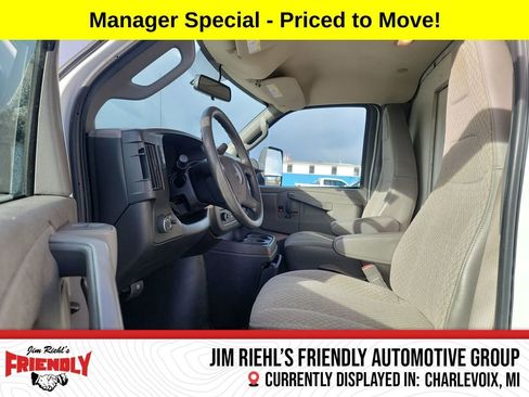 Used 2019 GMC Savana 3500 w/ Power Convenience Package image 9