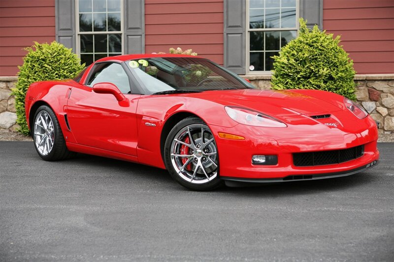 Used 2009 Chevrolet Corvette Z06 w/ Preferred Equipment Group RWD image 7
