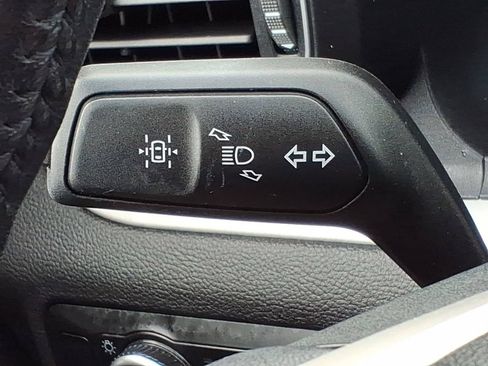 Used 2024 Ford Explorer XLT w/ Equipment Group 202A AWD/4WD image 26