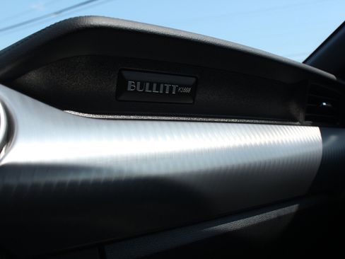 Used 2019 Ford Mustang Bullitt RWD image 38
