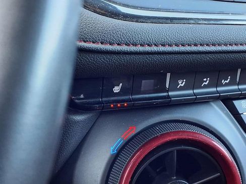 Used 2023 Chevrolet Blazer RS image 5